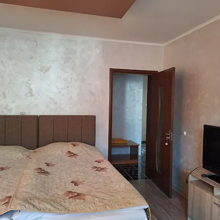 Vasilevi House Pensión *